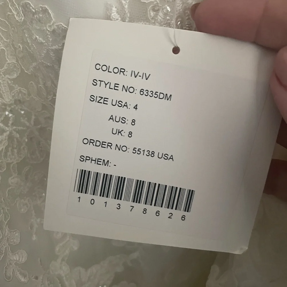 Stella York 6335 Ivory wedding gown - Picture 4 of 4